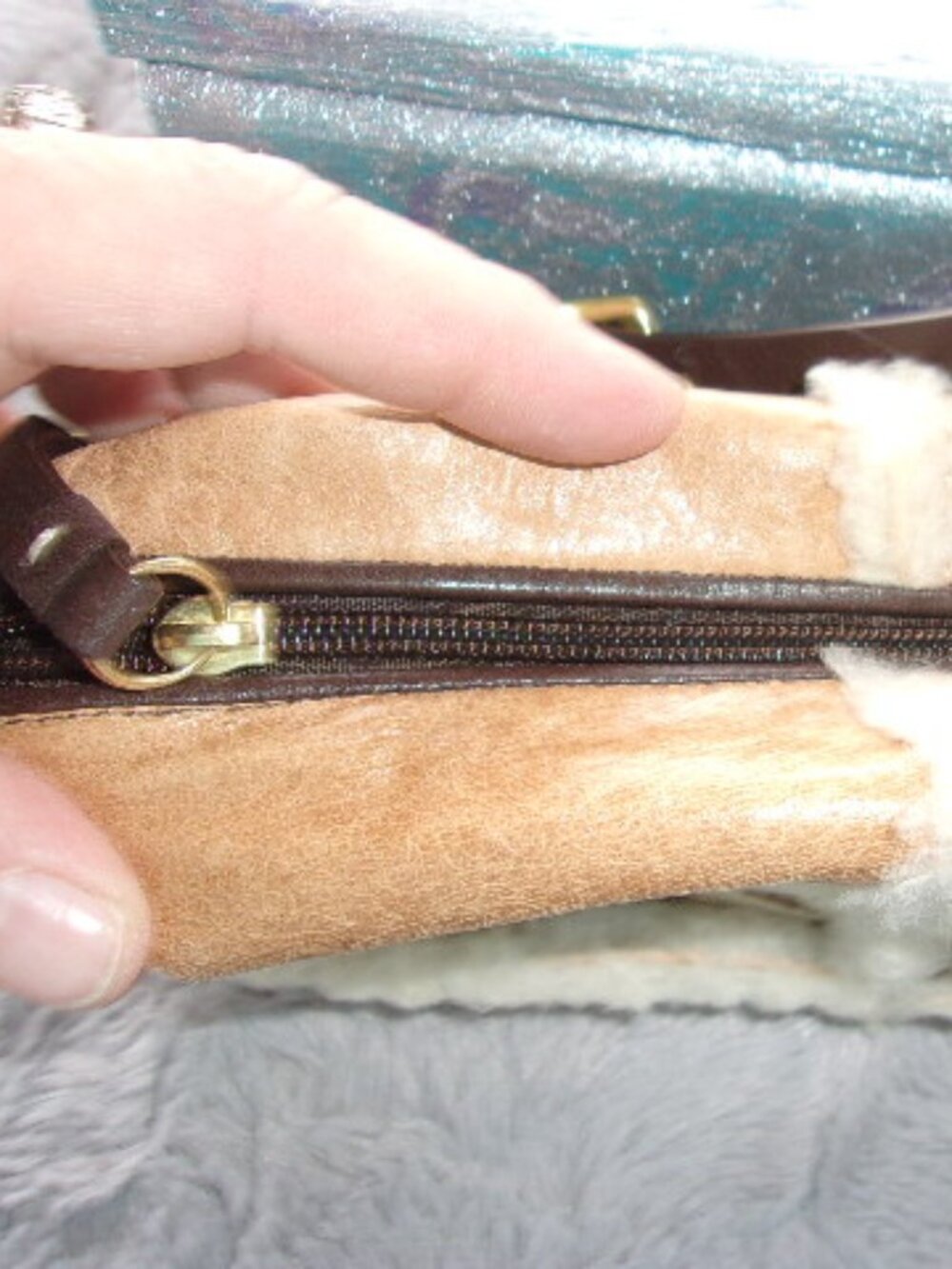 E-235 VINTAGE W/TAGS COACH SKINNY STYLE POUCH/COSMETIC BAG - Picture 10 of 15